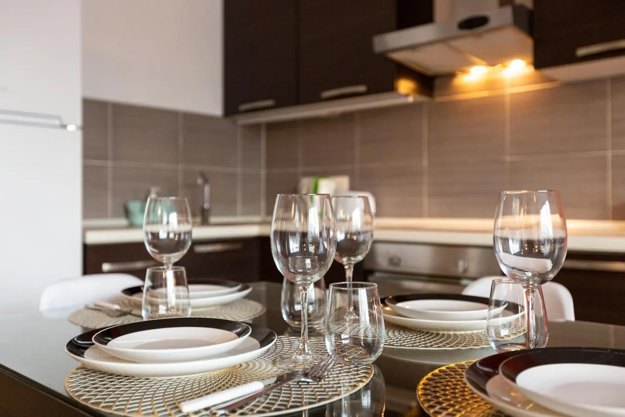 Lovely, Spacious High Floor Apt In Central Pv & Ac By 360 Estates San Ġiljan 0*,  Malta